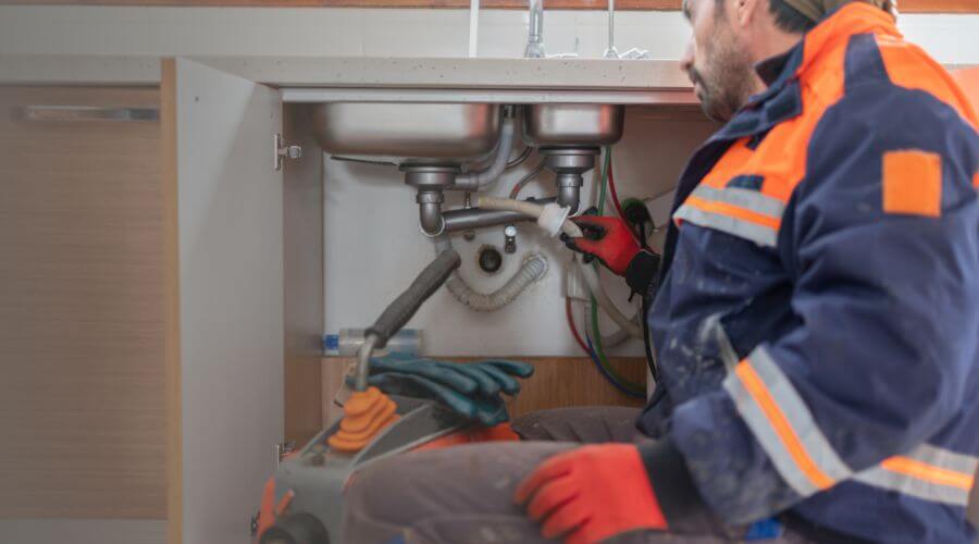 Professional slab leak plumber services in De Queen, AR